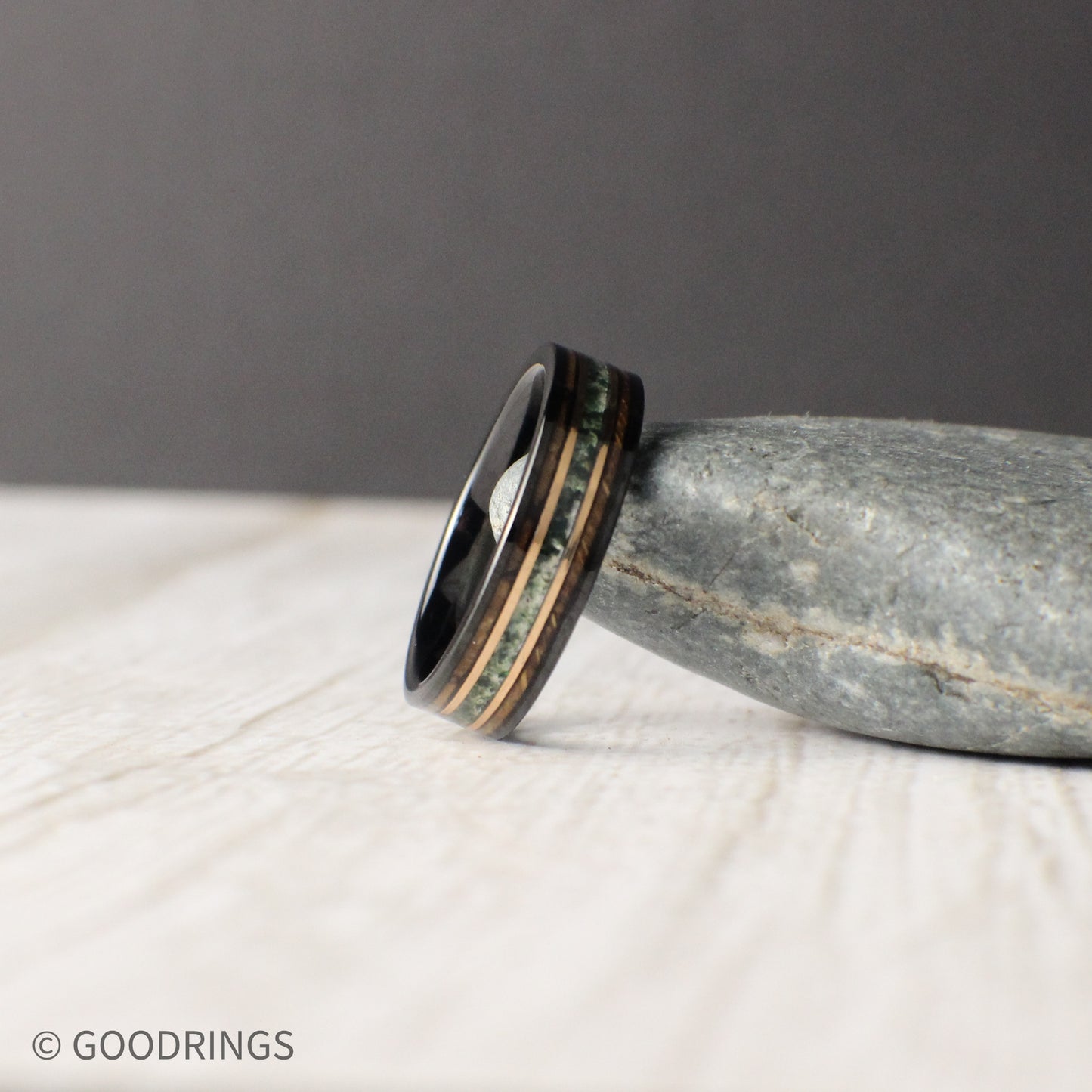 The Deschutes - Men's Moss Agate Ring