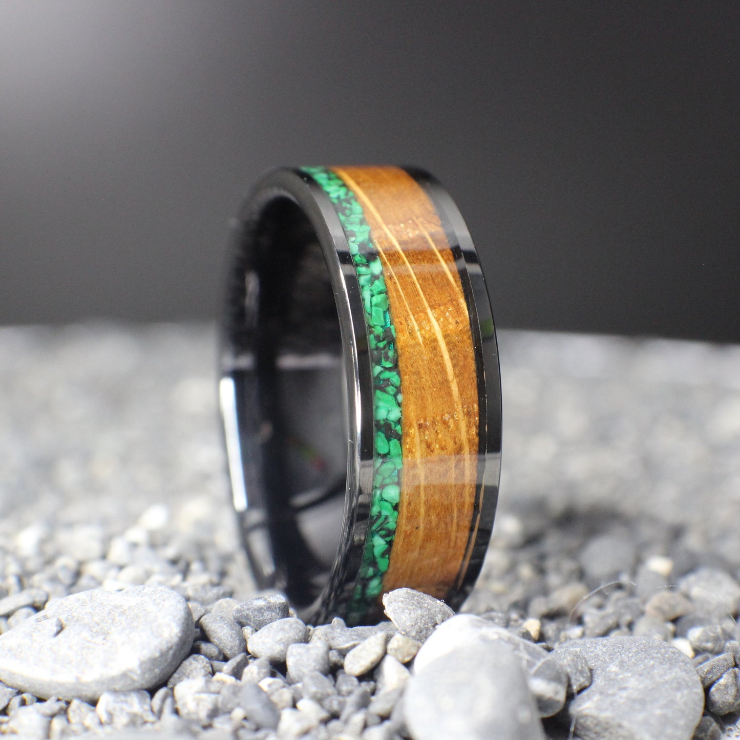 Tungsten ring for men with malachite and whiskey barrel wood