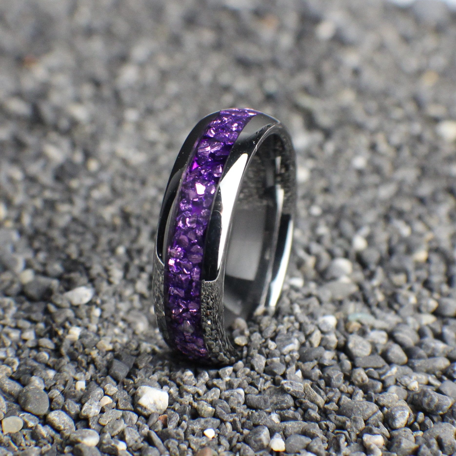 Tungsten ring with Amethyst