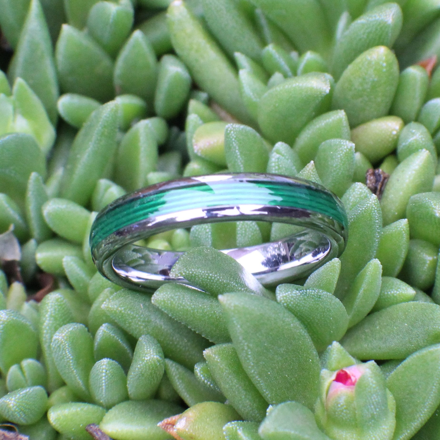 Women's Fishing Line Wedding Band, Fishing Ring for her, 4mm Wide Fishing Ring, Green Fishing Ring