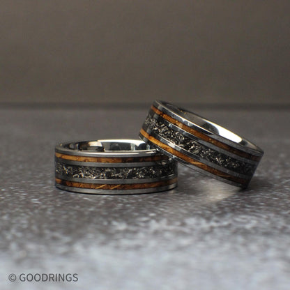 unique mens ring with meteorite and whiskey barrel wood, silver tungsten wedding band close up