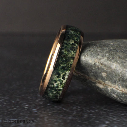 The Thicket – moss agate rose gold tungsten ring