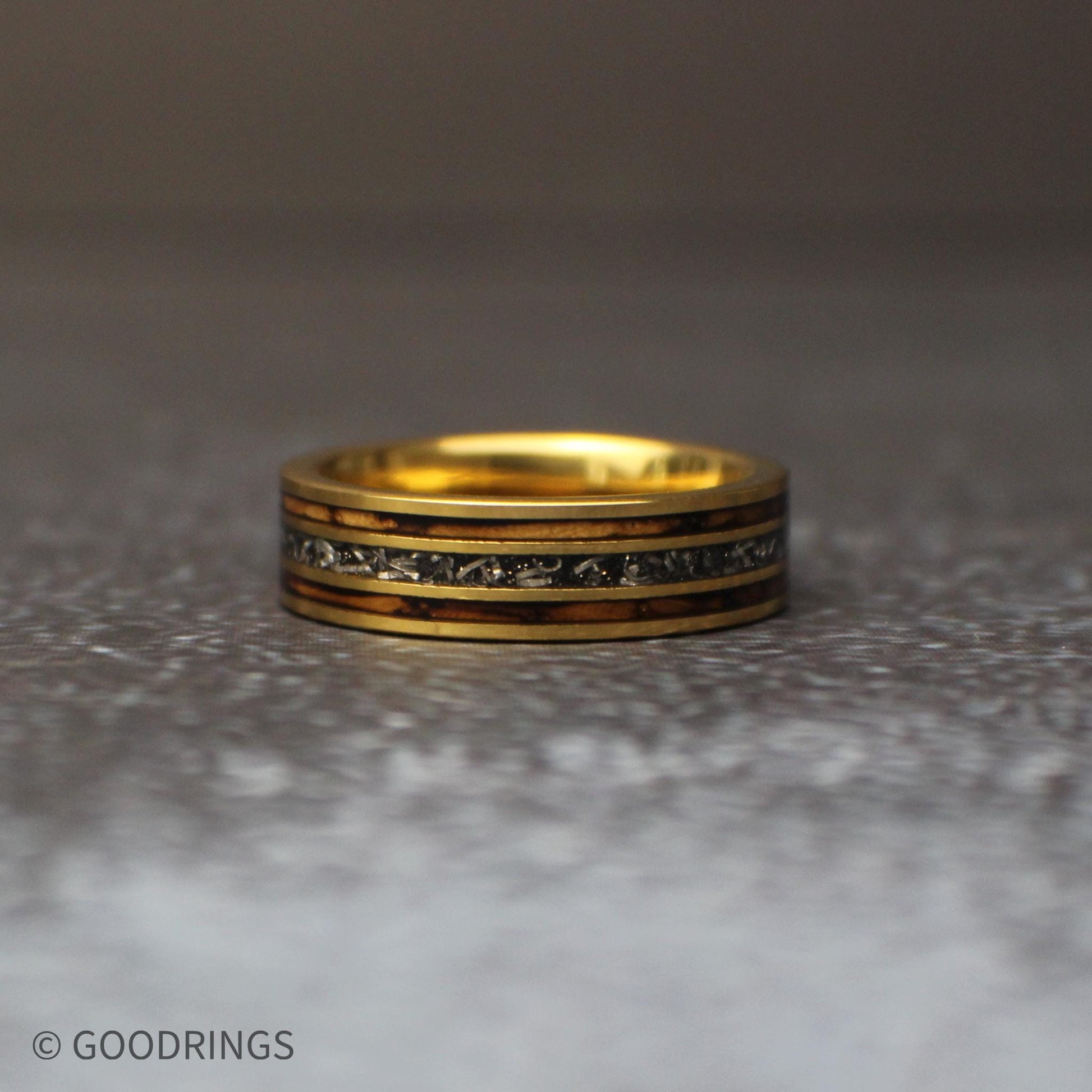 6mm wide ring laying flat