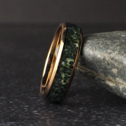 The Thicket – moss agate rose gold tungsten ring