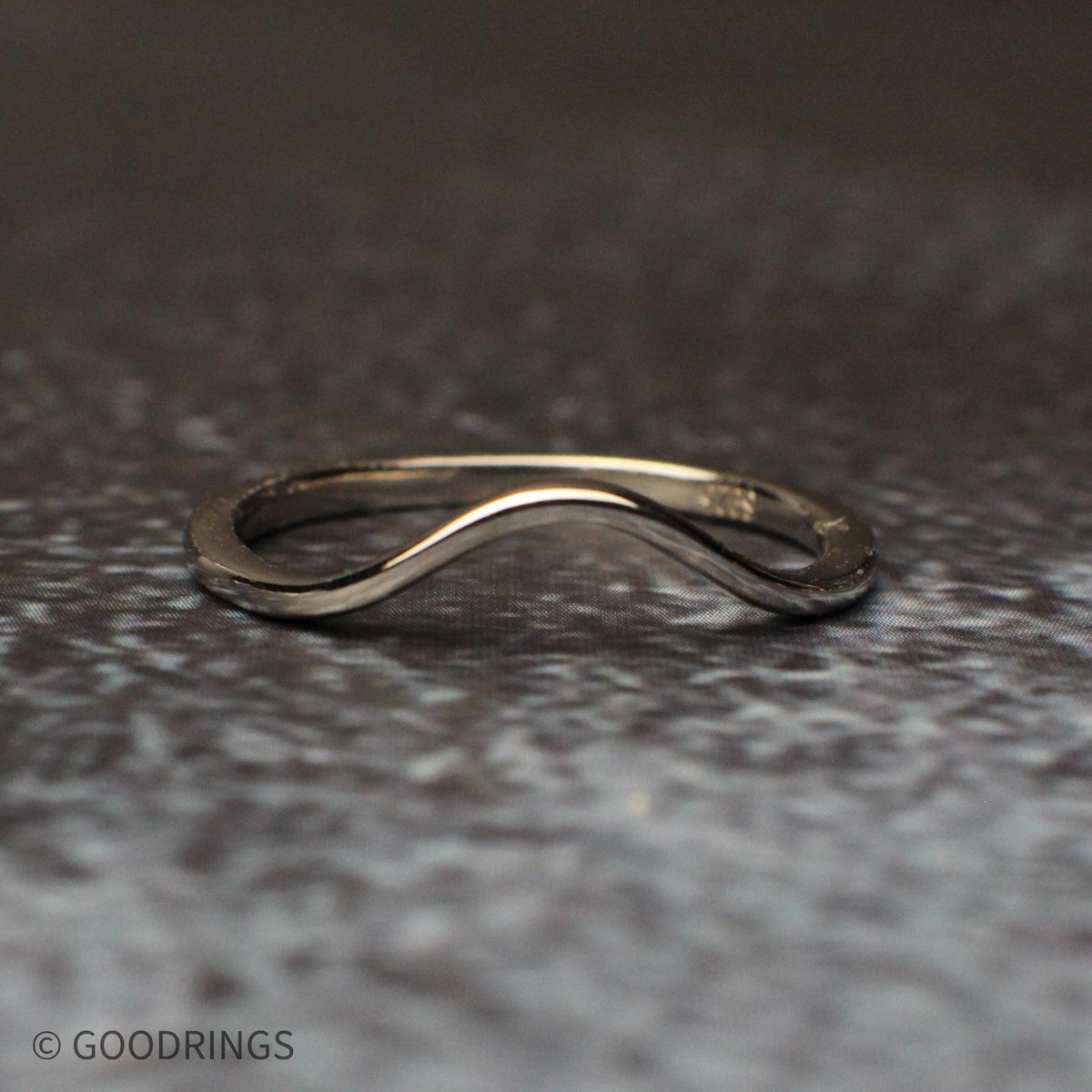 The Ridgeline Set – moss agate and faceted tungsten couples rings