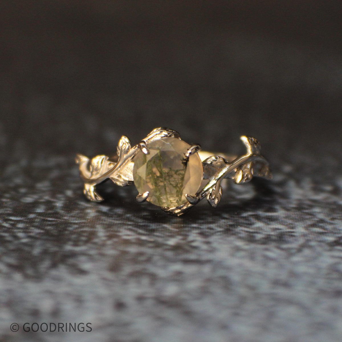 White and green moss agate wedding ring for women
