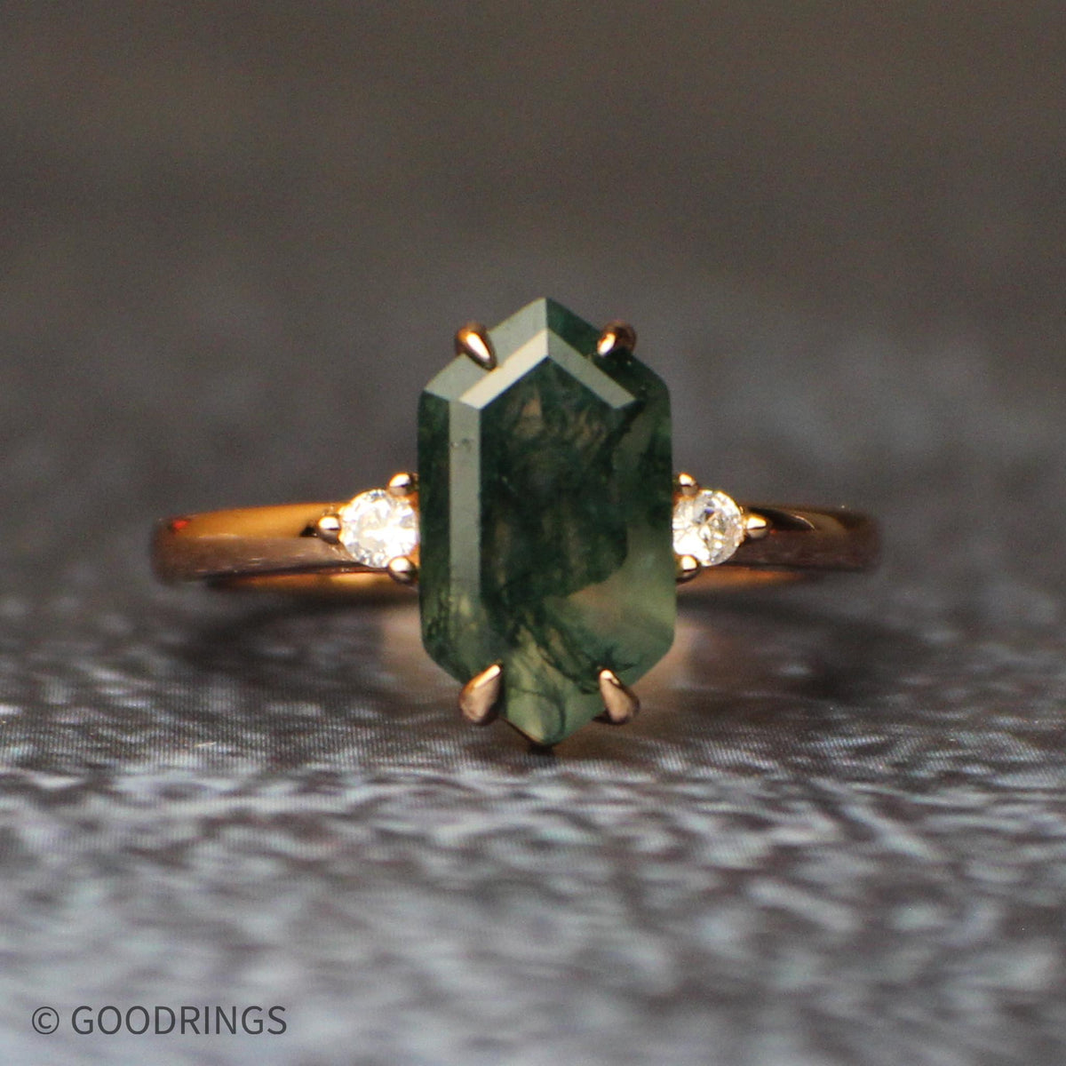 Female moss agate ring, this version is showing a dark moss agate stone